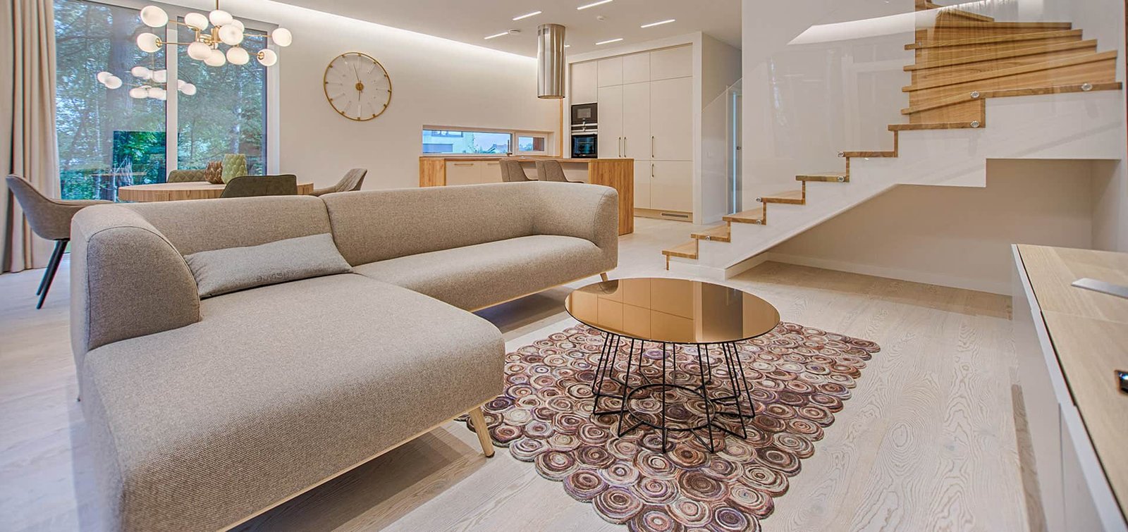 Professional residential and commercial cleaning by Gentle Giant Commercial Group 